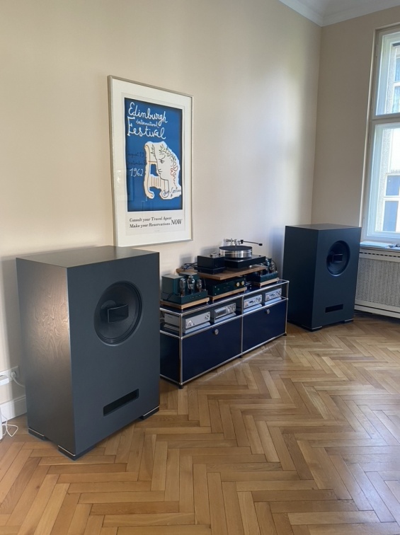 Altec 620 RAL7016 - 12 (4005 Besuche) Altec 620 RAL7016 - 12